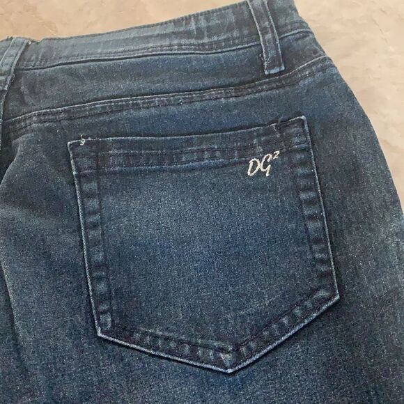 Pull On Stretch Capris - Picture 4 of 5